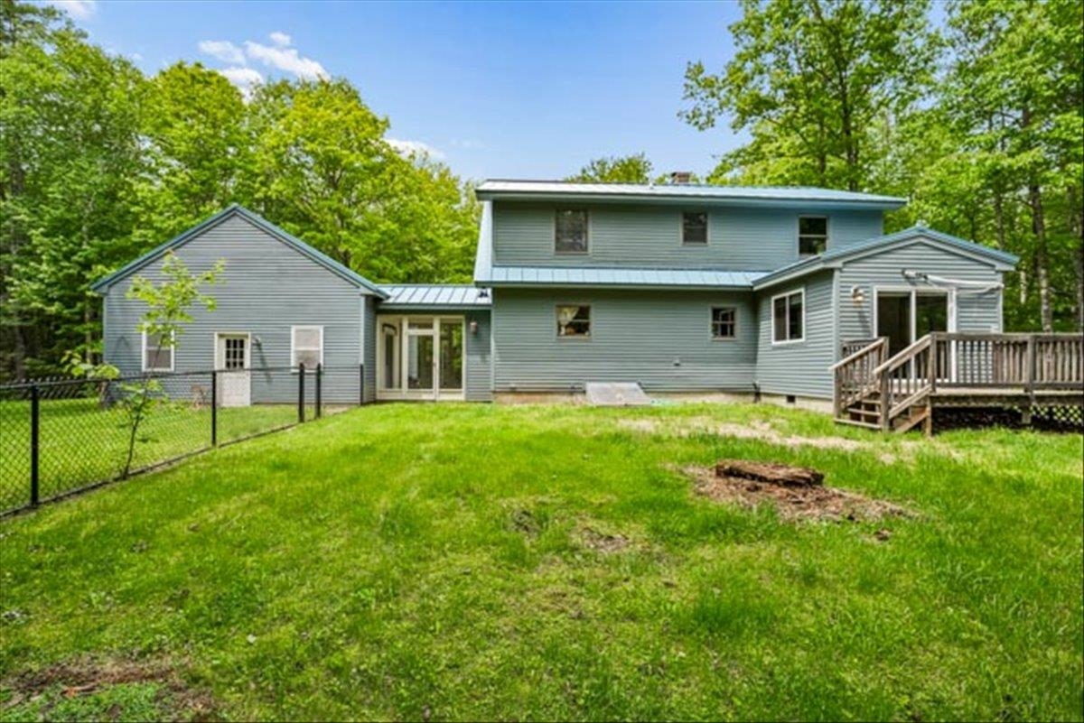 140 North Road Deerfield, NH 03037 - Photo 15 of 52