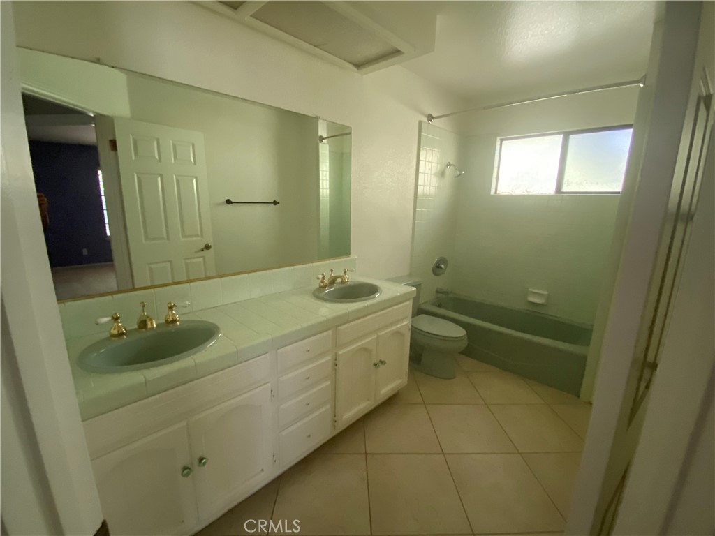 1410 Basel Place Riverside, CA 92506 - Photo 5 of 30