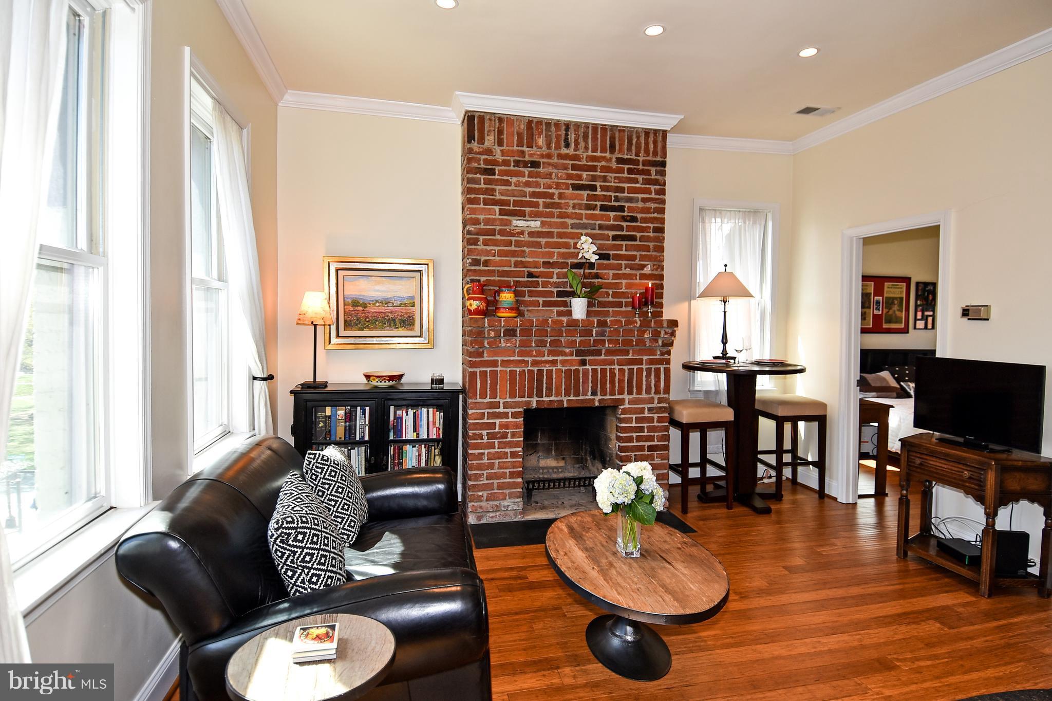 1502 13th Street Northwest, Unit 8 Washington, DC 20005 - Photo 7 of 29 Living Room