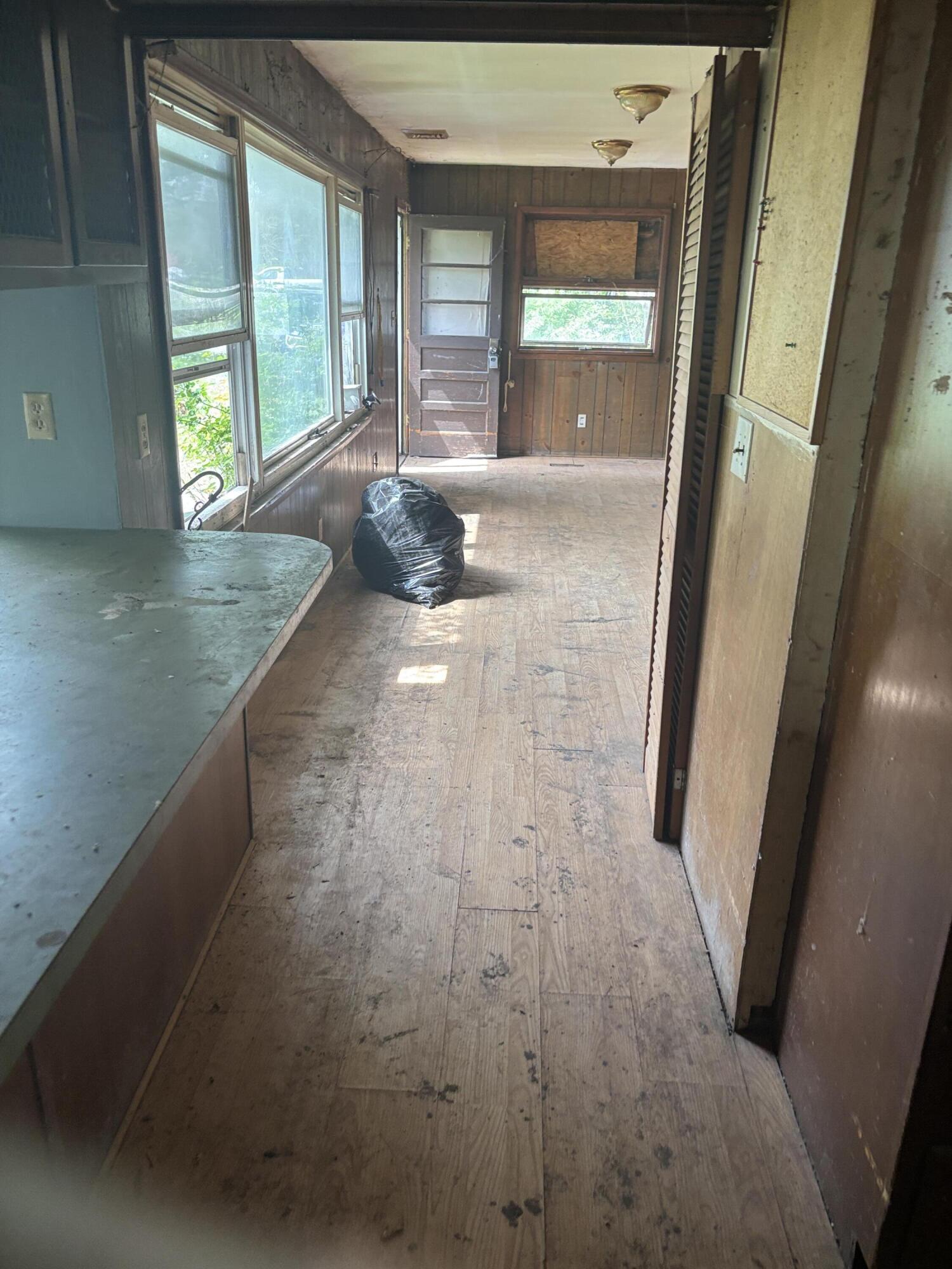 302 Indiana Street Chesterton, IN 46304 - Photo 5 of 11 1500x2000