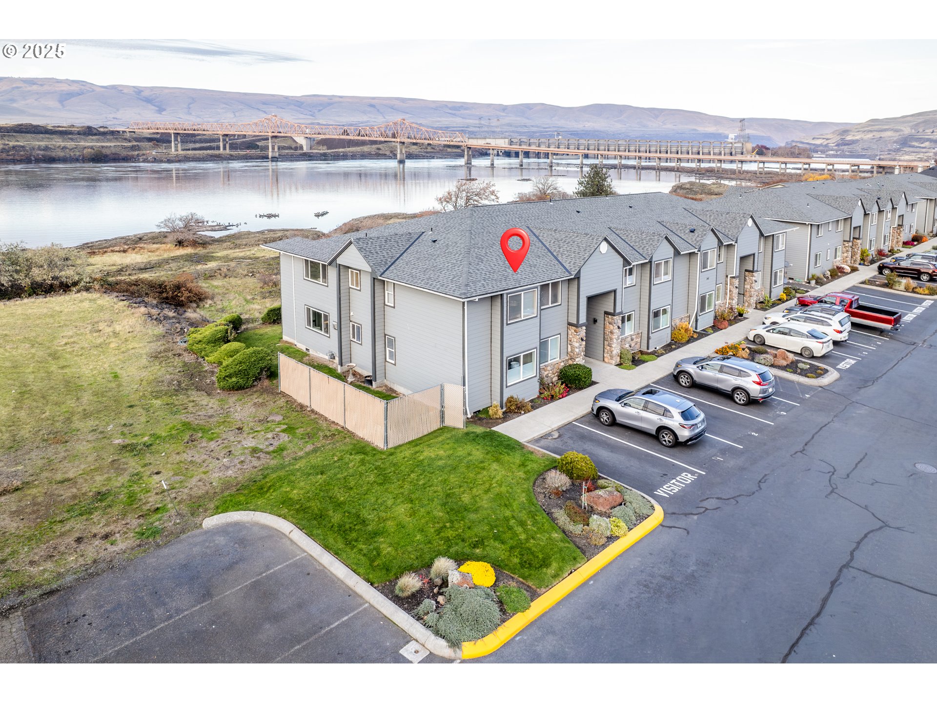 240 Lone Pine Lane, Unit 2 The Dalles, OR 97058 - Photo 35 of 37 a view of a city with ocean view