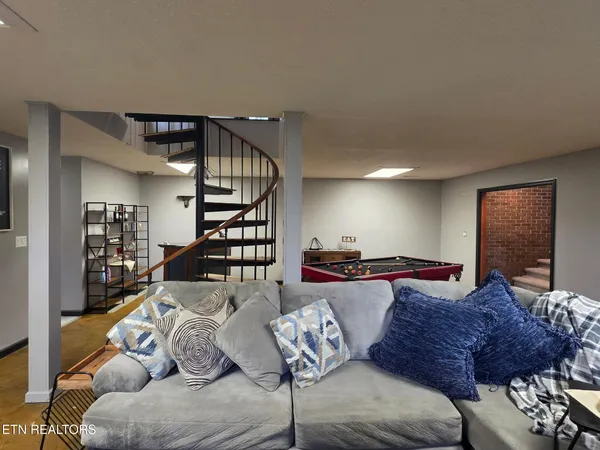 $525,000 | 391 Underwood Grove Road, Cumberland Gap, TN 37724