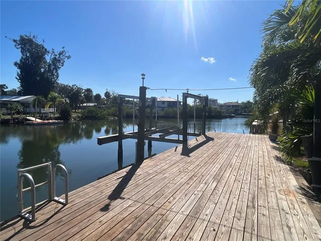 $359,000 | 14208 Shiloh Court, Hudson, FL 34667