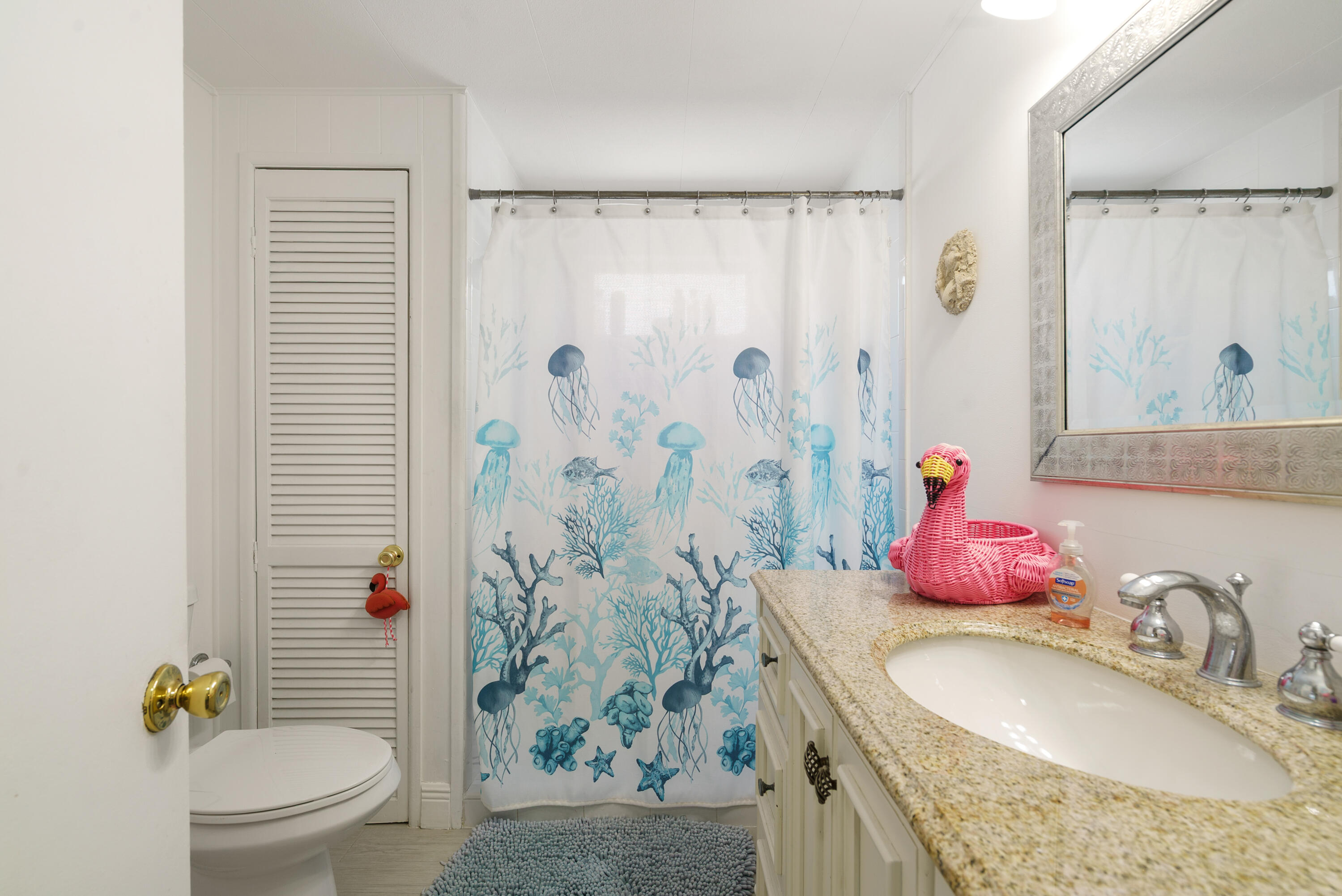 205 Humpty Dumpty Drive Key Largo, FL 33037 - Photo 21 of 40 Updated Bath