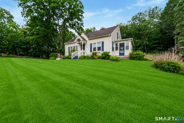$485,000 | 413 Watertown Road, Middlebury, CT 06762