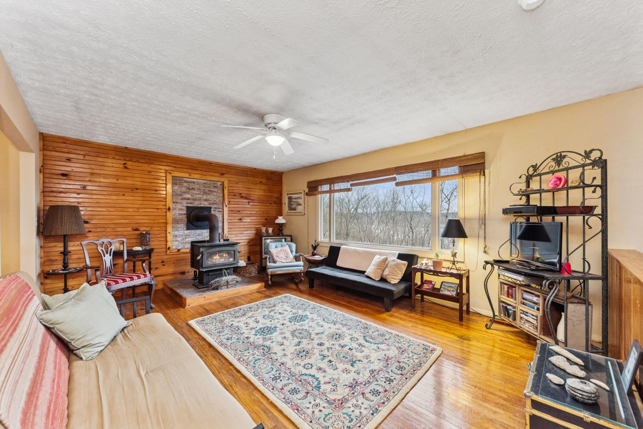 4718 Highway 8 Augusta, KY 41002 - Photo 2 of 46
