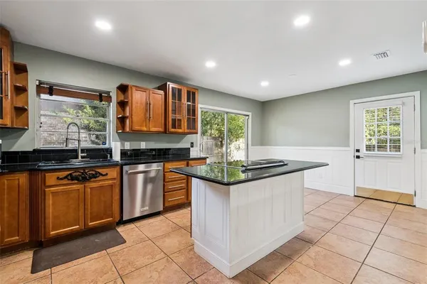 $335,000 | 3741 Northwest 16th Place, Gainesville, FL 32605