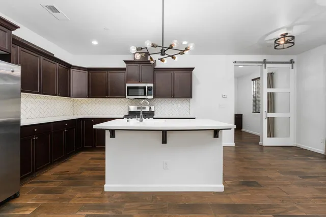 $399,999 | 6108 West Dupont Drive, Fresno, CA 93722