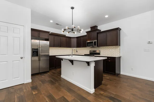 $399,999 | 6108 West Dupont Drive, Fresno, CA 93722