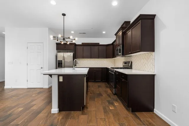 $399,999 | 6108 West Dupont Drive, Fresno, CA 93722