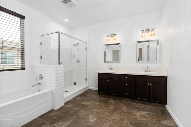 $399,999 | 6108 West Dupont Drive, Fresno, CA 93722