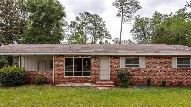 a view of outdoor space