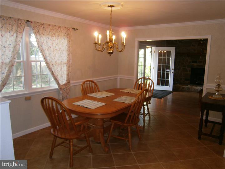 2213 Amhurst Road Wilmington, DE 19803 - Photo 12 of 23 Gallery Image 12