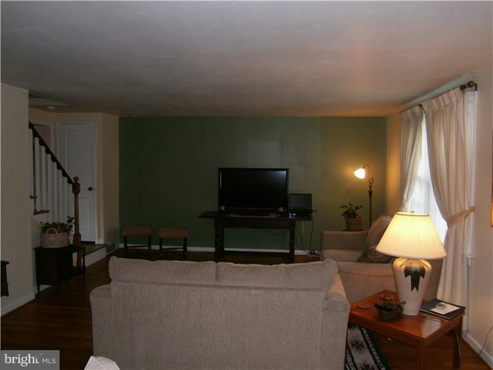 2213 Amhurst Road Wilmington, DE 19803 - Photo 5 of 23 Gallery Image 5