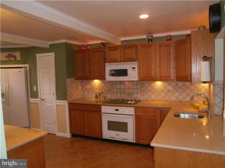 2213 Amhurst Road Wilmington, DE 19803 - Photo 10 of 23 Gallery Image 10