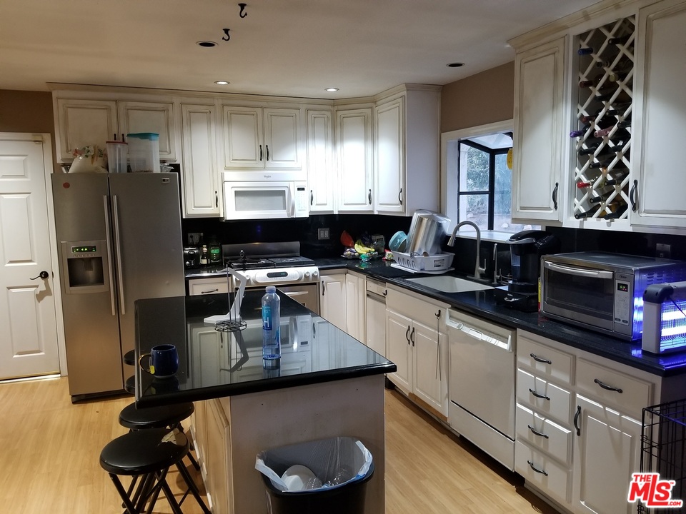 2976 Calmgarden Road Acton, CA 93510 - Photo 17 of 31 Gallery Image 17