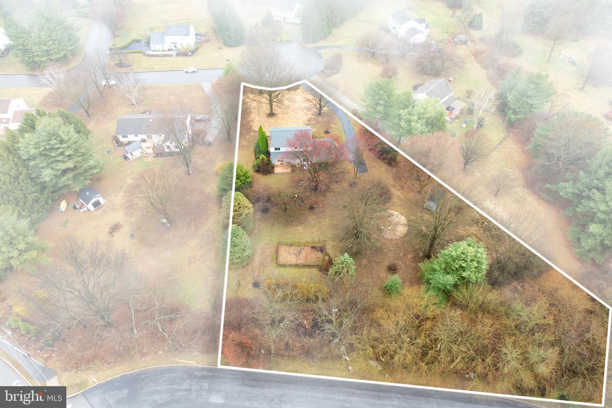 103 Stephen Drive Downingtown, PA 19335 - Photo 41 of 52 a bathroom with a bathtub