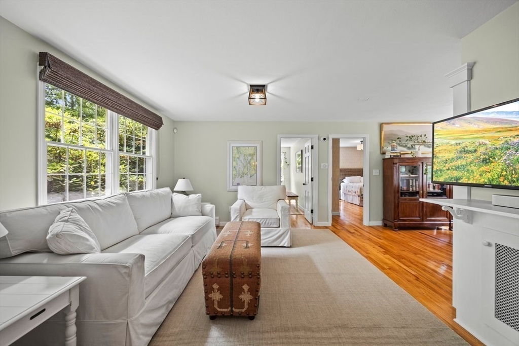 481 Gilbert Street Mansfield, MA 02048 - Photo 7 of 30