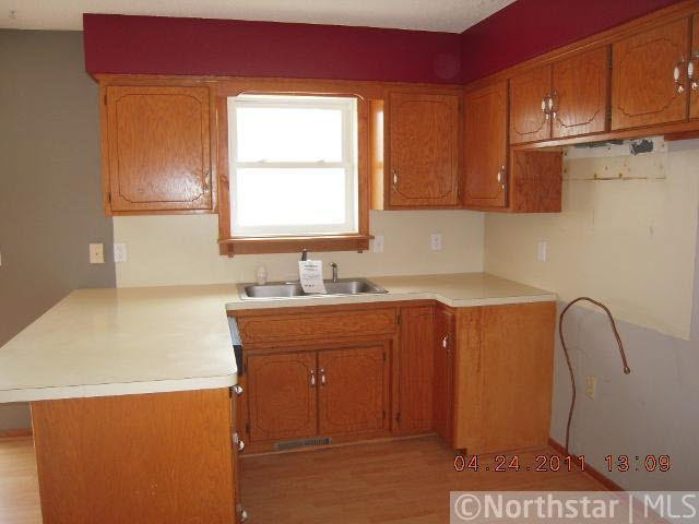 105 Lydia Road Jordan, MN 55352 - Photo 6 of 18 Gallery Image 6