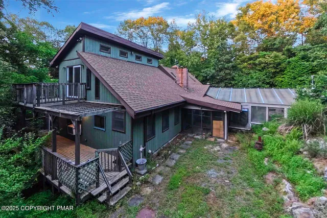 $410,000 | 2186 Woodhaven Drive, Saylorsburg, PA 18353