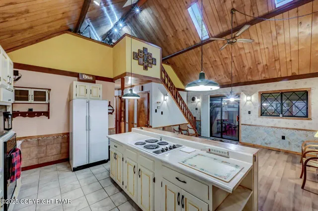 $410,000 | 2186 Woodhaven Drive, Saylorsburg, PA 18353