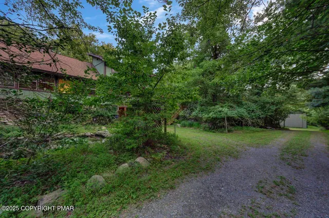 $410,000 | 2186 Woodhaven Drive, Saylorsburg, PA 18353