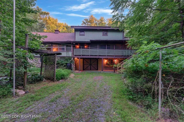 $410,000 | 2186 Woodhaven Drive, Saylorsburg, PA 18353