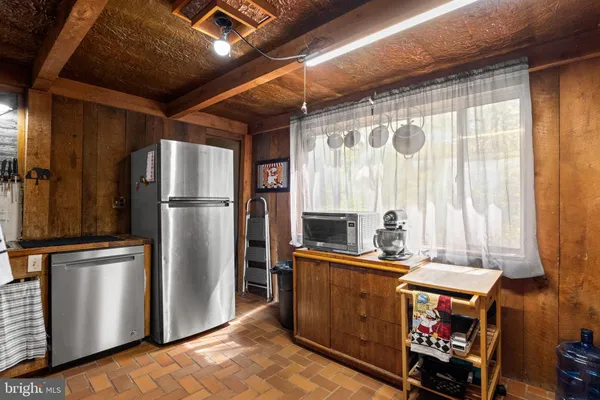 $325,000 | 513 Fairway Drive, Basye, VA 22842