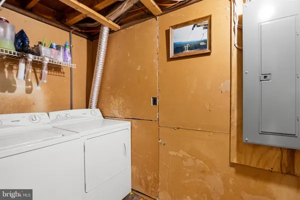 $325,000 | 513 Fairway Drive, Basye, VA 22842