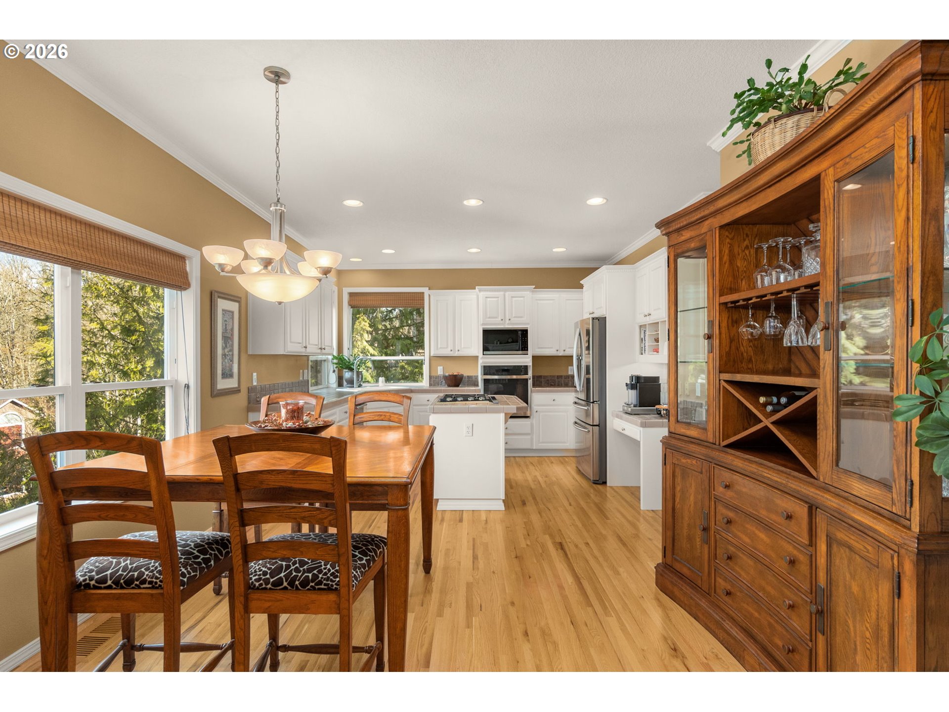 9625 Northwest Fleischner Street Portland, OR 97229 - Photo 14 of 39 a view of a dining room and livingroom view