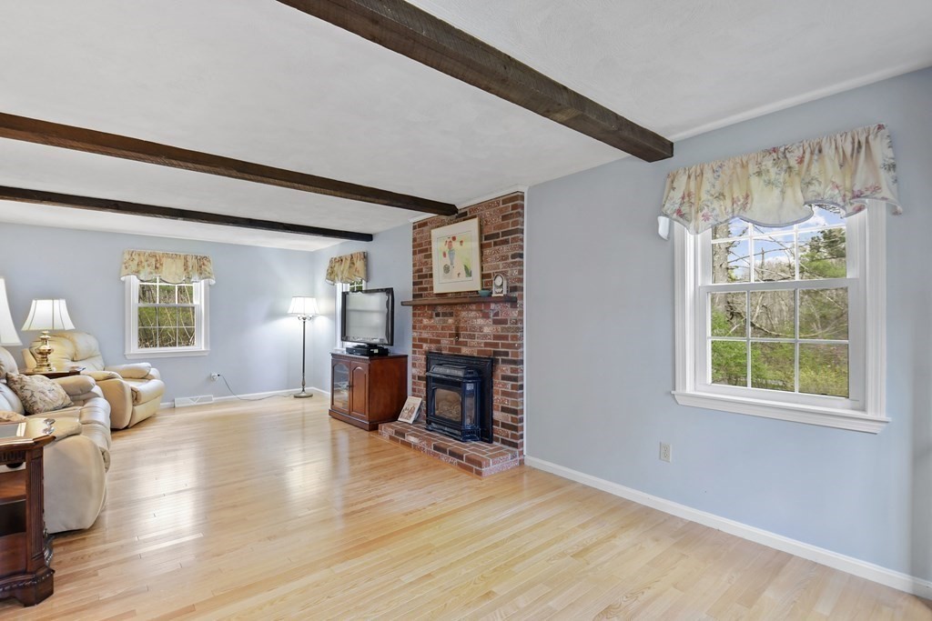 25 Patten Road Westford, MA 01886 - Photo 12 of 35 Gallery Image 12