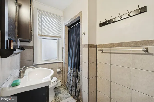 $339,900 | 4928 State Road, Drexel Hill, PA 19026