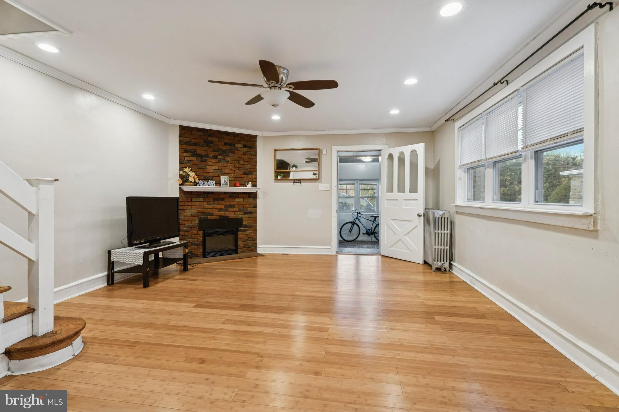 4928 State Road Drexel Hill, PA 19026 - Photo 3 of 25