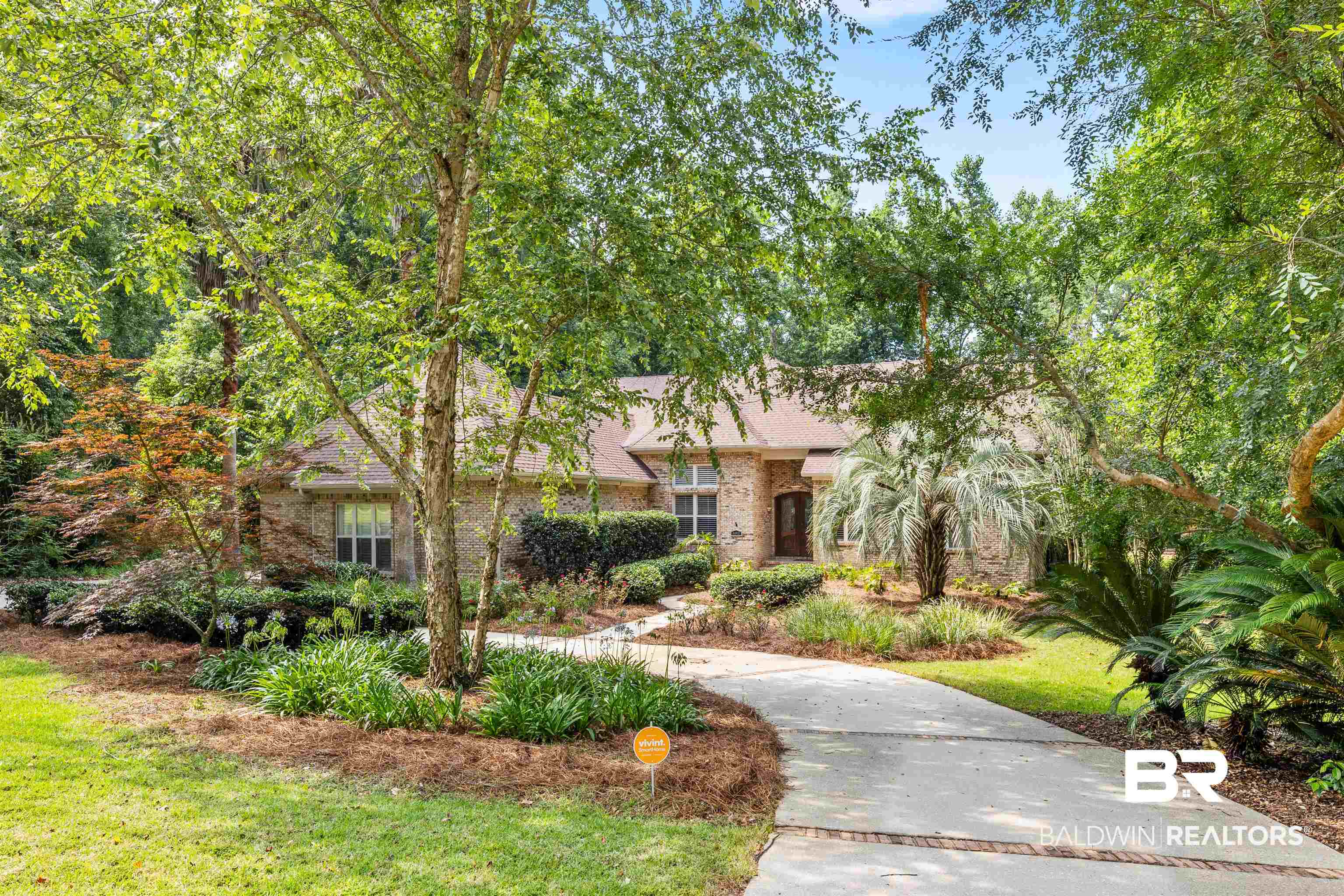 682 Deer Avenue Daphne, AL 36526 - Photo 2 of 32 Front