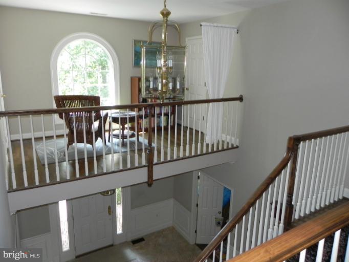 13809 Hess Mill Road Phoenix, MD 21131 - Photo 7 of 29 Sitting area above the foyer