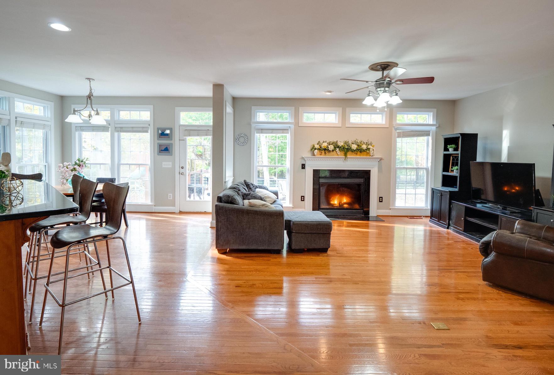 20719 Evergreen Mills Road Leesburg, VA 20175 - Photo 2 of 43 Gallery Image 2
