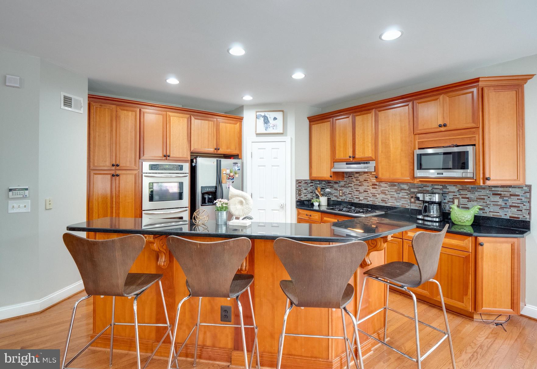 20719 Evergreen Mills Road Leesburg, VA 20175 - Photo 11 of 43 Gallery Image 11