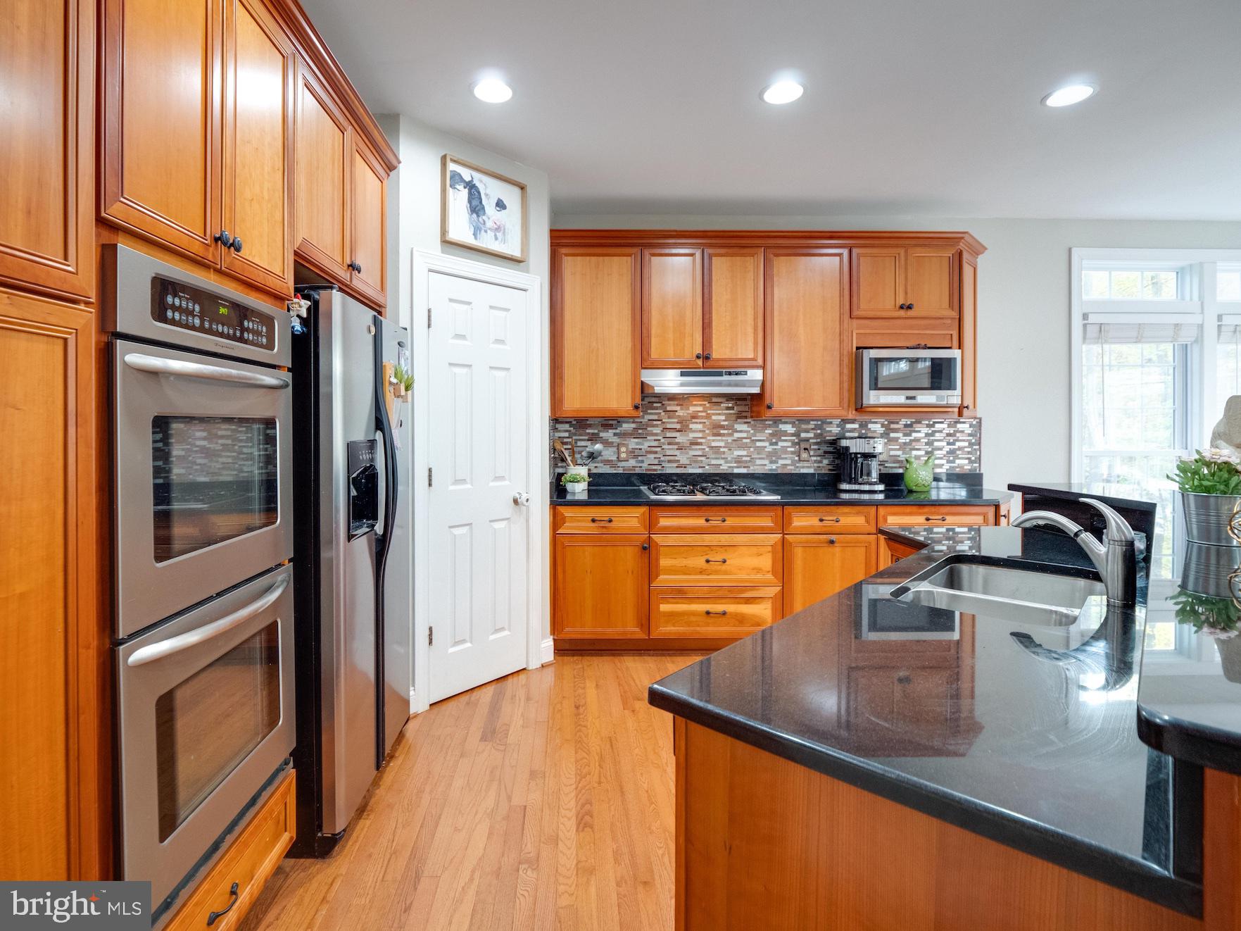 20719 Evergreen Mills Road Leesburg, VA 20175 - Photo 3 of 43 Gallery Image 3