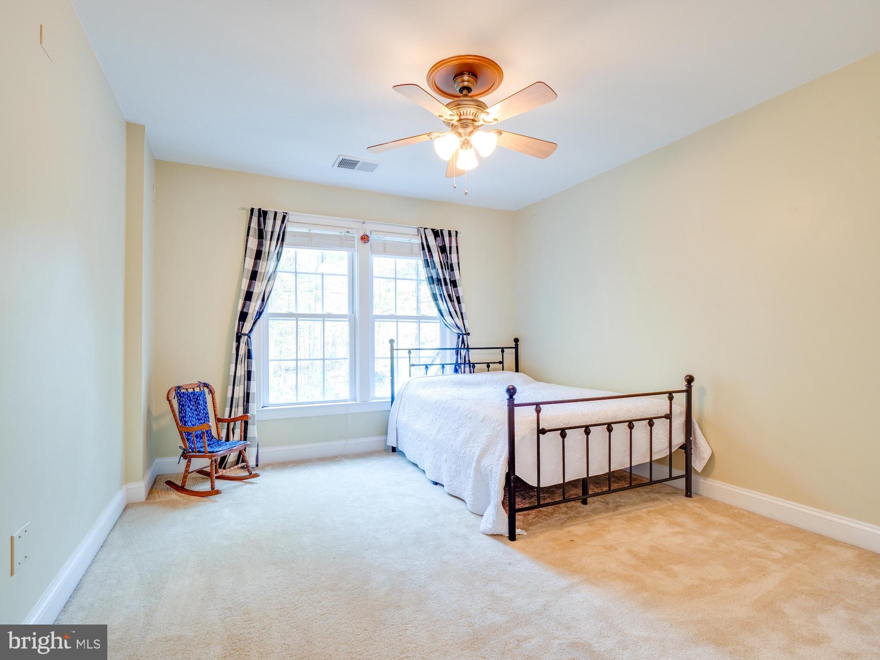 20719 Evergreen Mills Road Leesburg, VA 20175 - Photo 23 of 43 Gallery Image 23