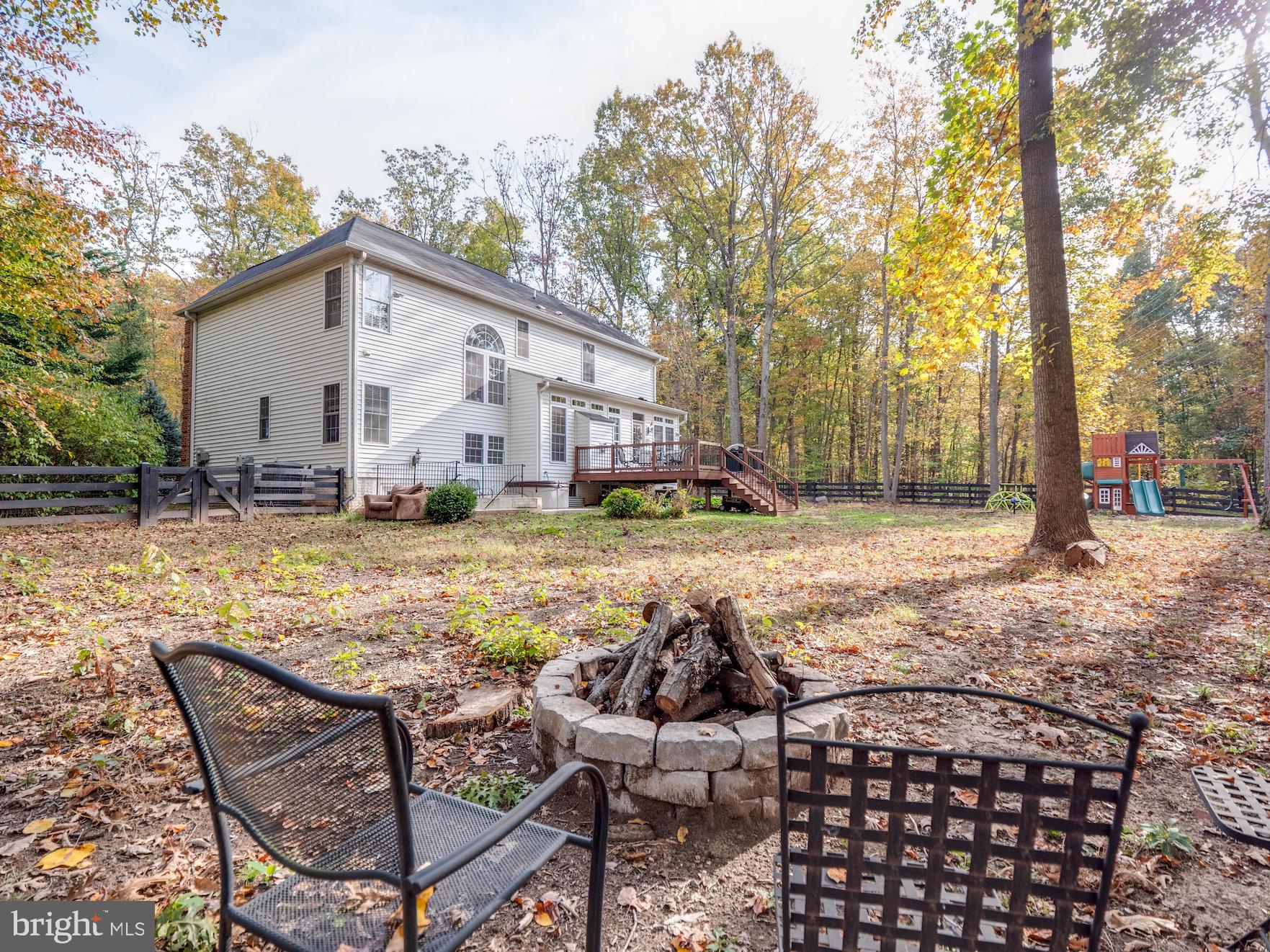 20719 Evergreen Mills Road Leesburg, VA 20175 - Photo 31 of 43 Gallery Image 31
