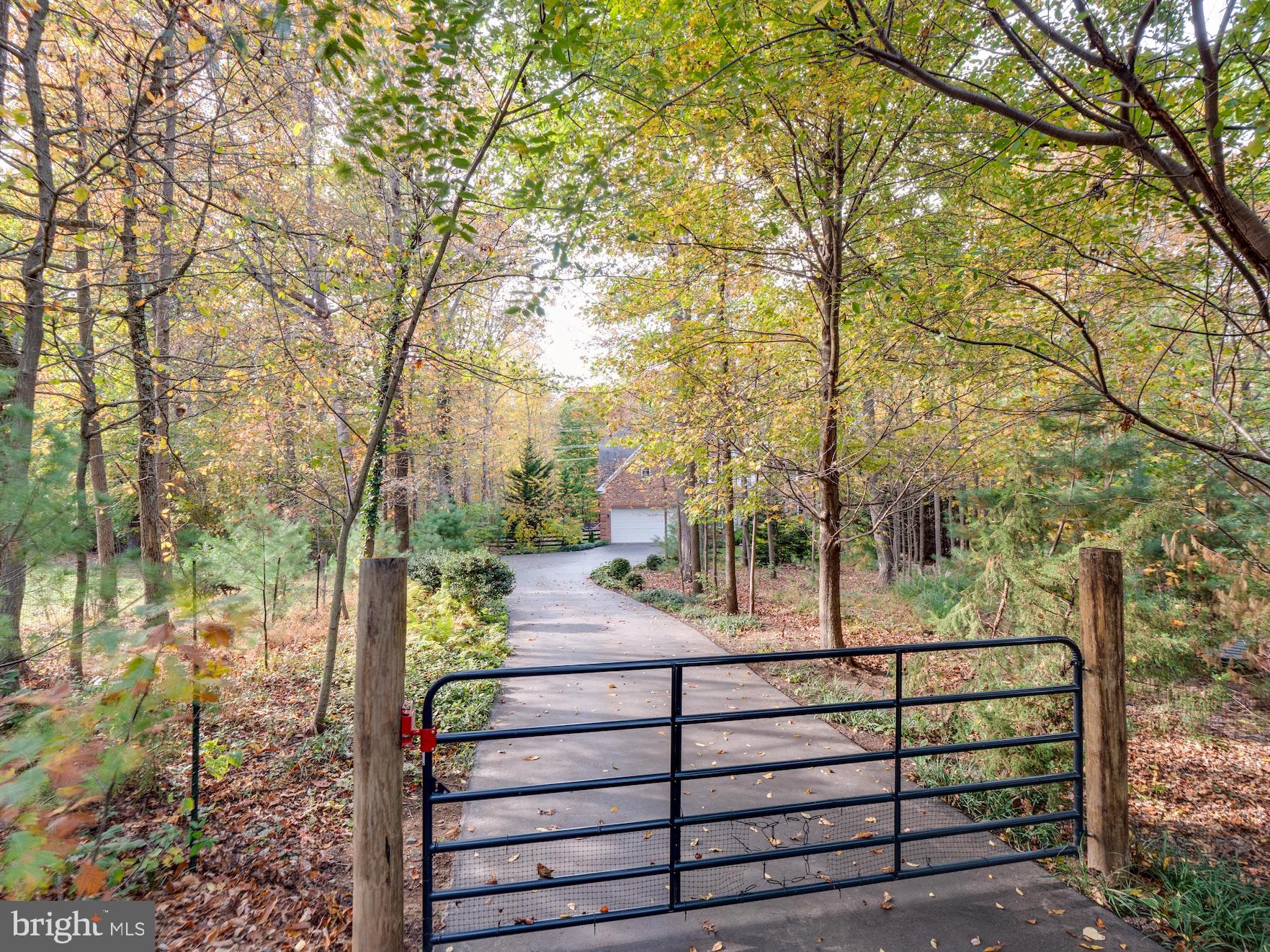 20719 Evergreen Mills Road Leesburg, VA 20175 - Photo 33 of 43 Gallery Image 33