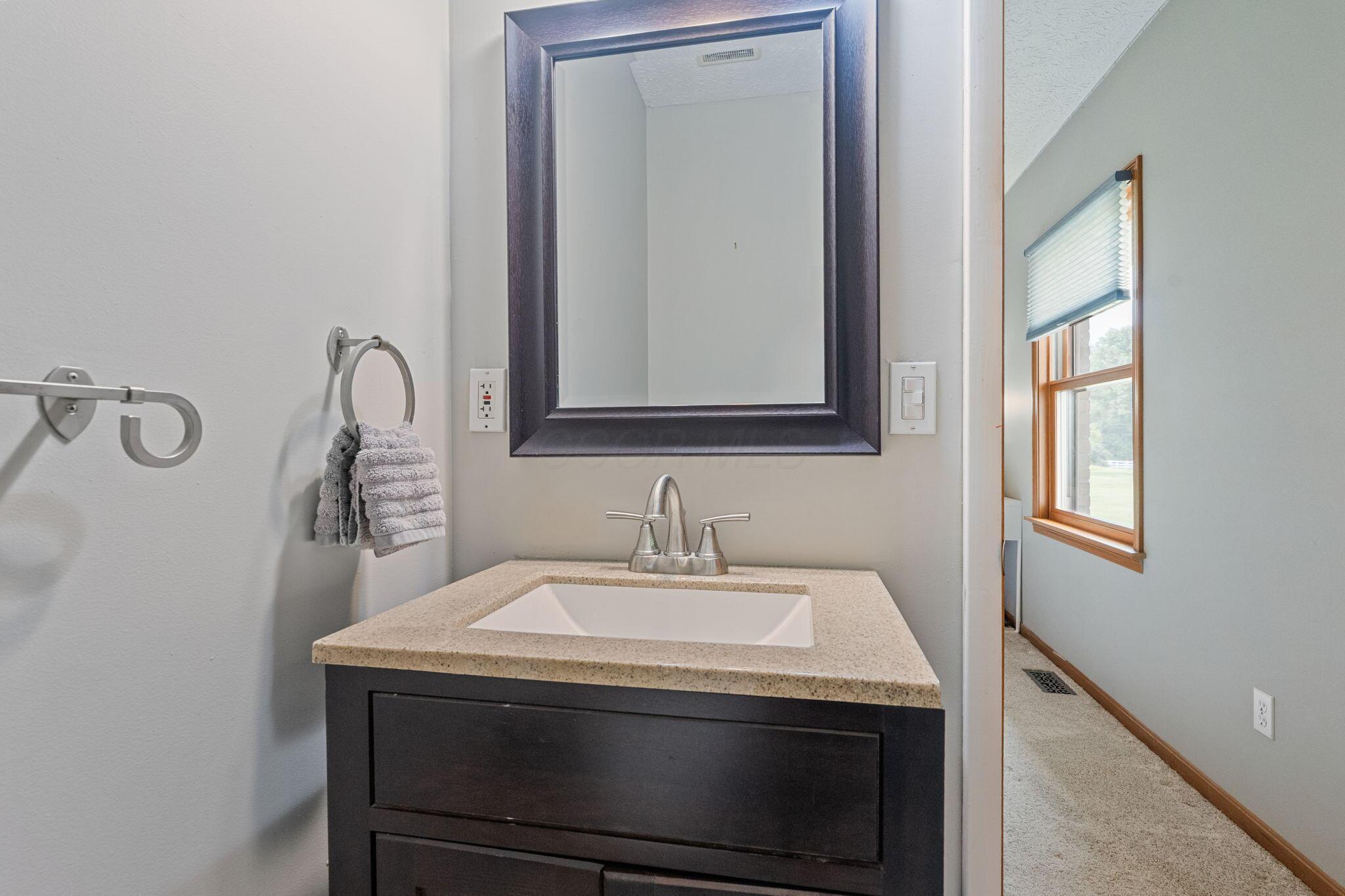 12907 Woodtown Road Galena, OH 43021 - Photo 73 of 117 Full Bathroom 2
