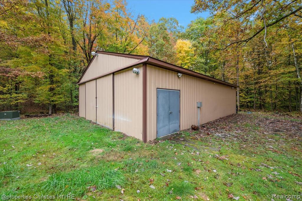 4121 Country Road Otter Lake, MI 48464 - Photo 19 of 79 Gallery Image 19