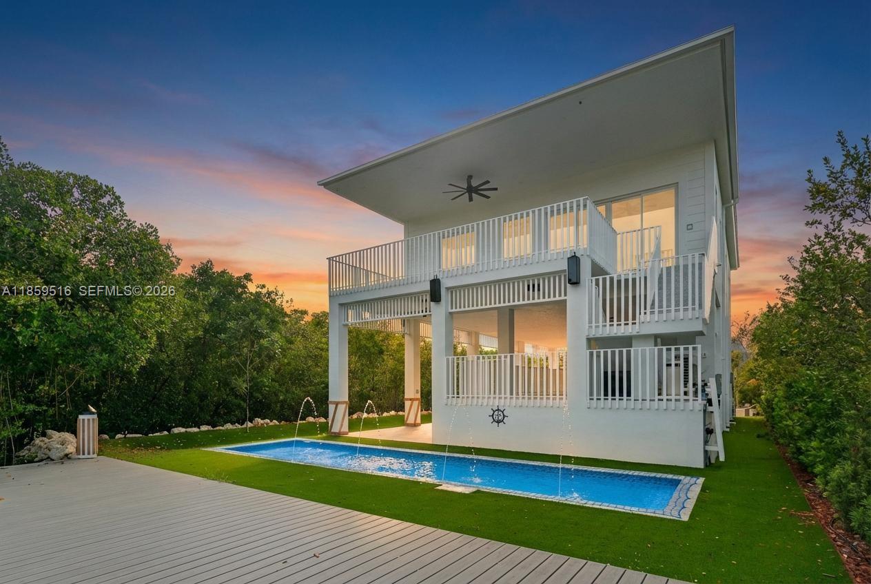 862 Cardinal Lane Key Largo, FL 33037 - Photo 2 of 37