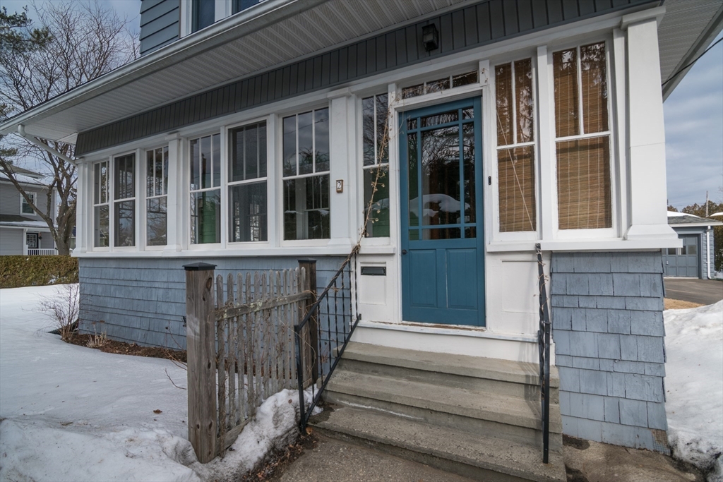 2 Oak Street Easthampton, MA 01027 - Photo 2 of 42 front view of a house with a window