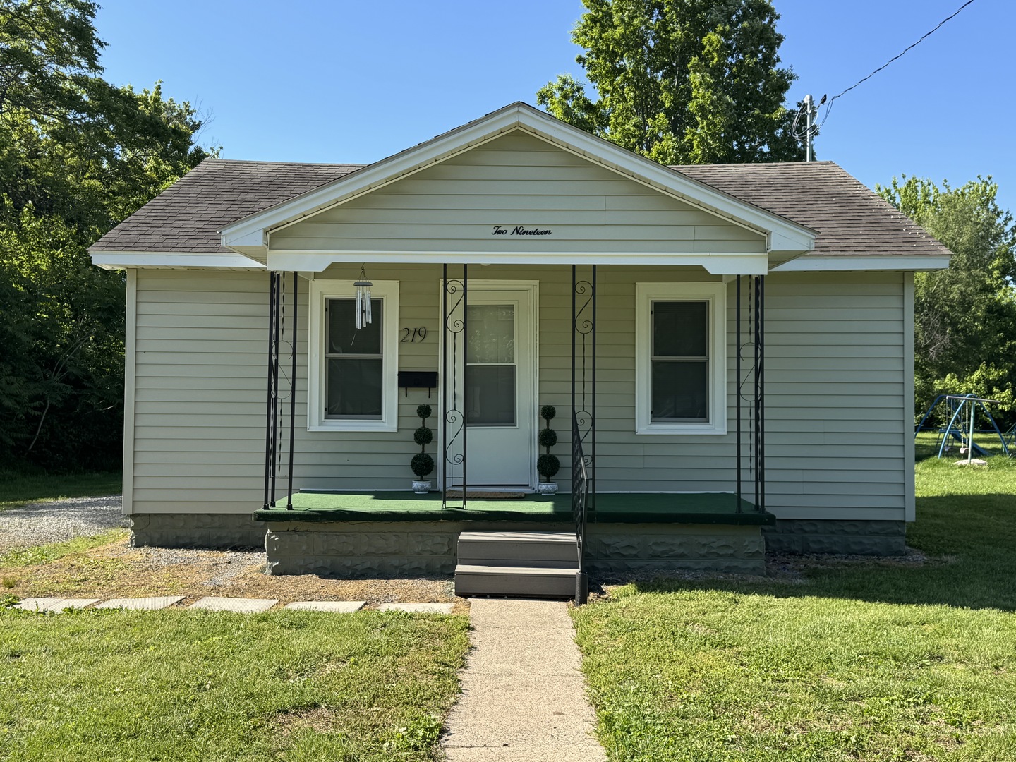 219 West 7th Street Flora, IL 62839 - Photo 25 of 30