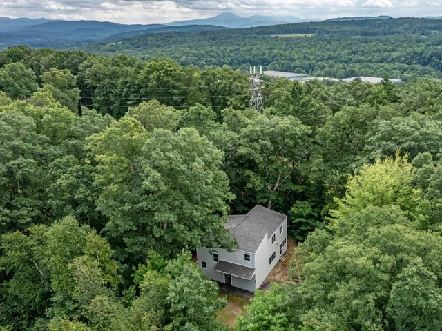 $429,000 | 26 A Wood's End Drive, Essex Junction, VT 05452
