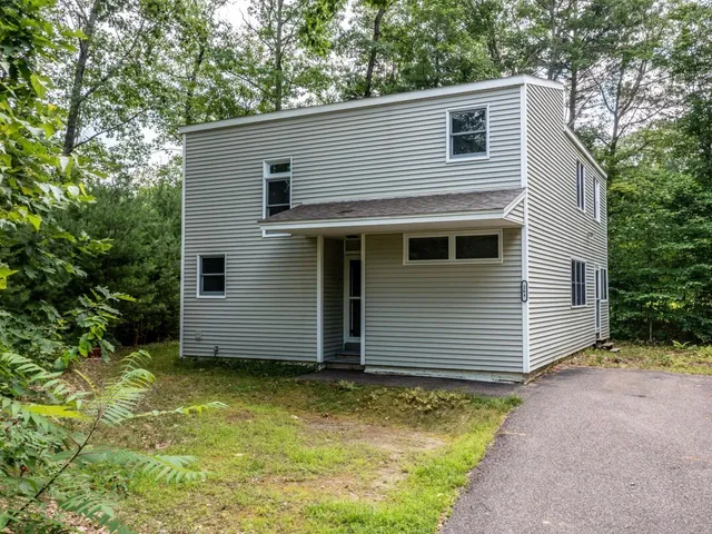 $429,000 | 26 A Wood's End Drive, Essex Junction, VT 05452
