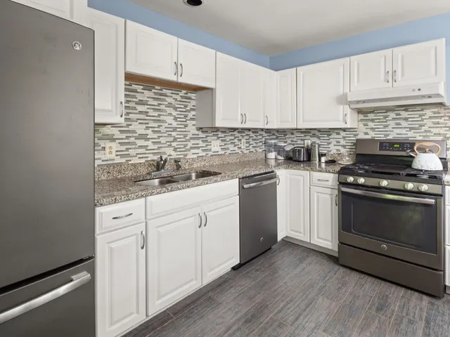 $429,000 | 26 A Wood's End Drive, Essex Junction, VT 05452