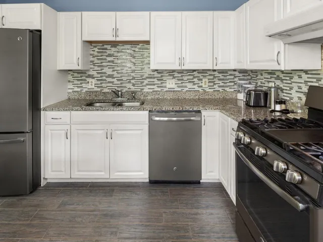 $429,000 | 26 A Wood's End Drive, Essex Junction, VT 05452